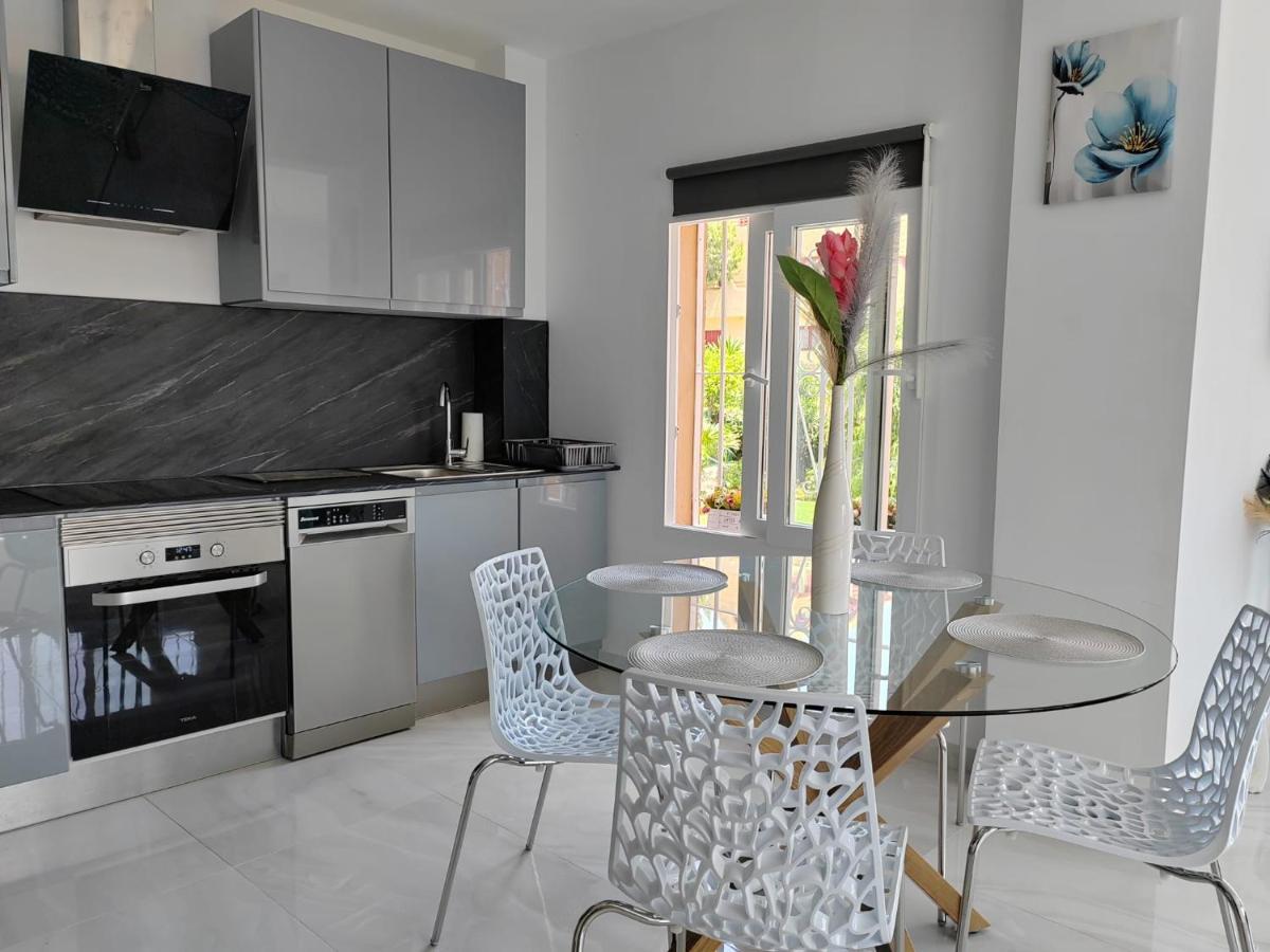 Apartamento La Torre,200M Hasta La Playa Benalmadena Luaran gambar